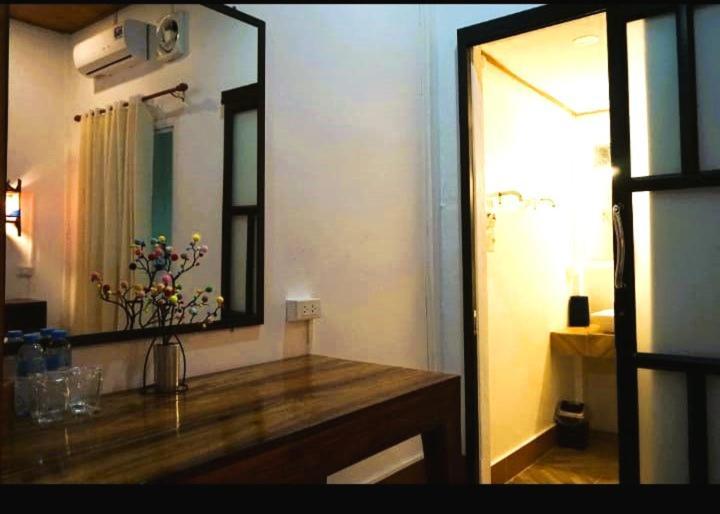 Villa Sala Vanna Szavannakhet Kültér fotó